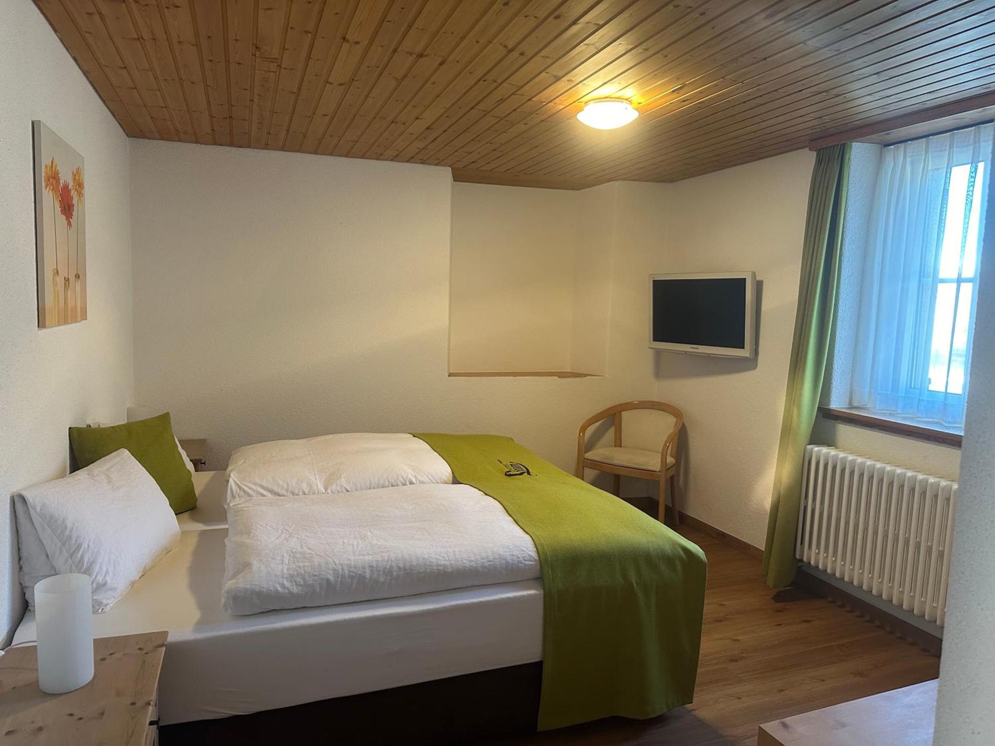 Wellnesshotel Liun B&B 米施泰尔 外观 照片